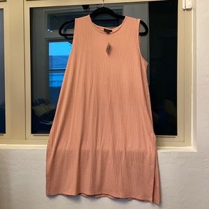 $19 please take it!  J.Jill long tank!